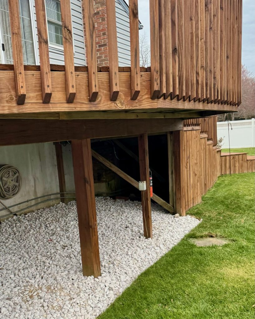 Bedding for deck underside