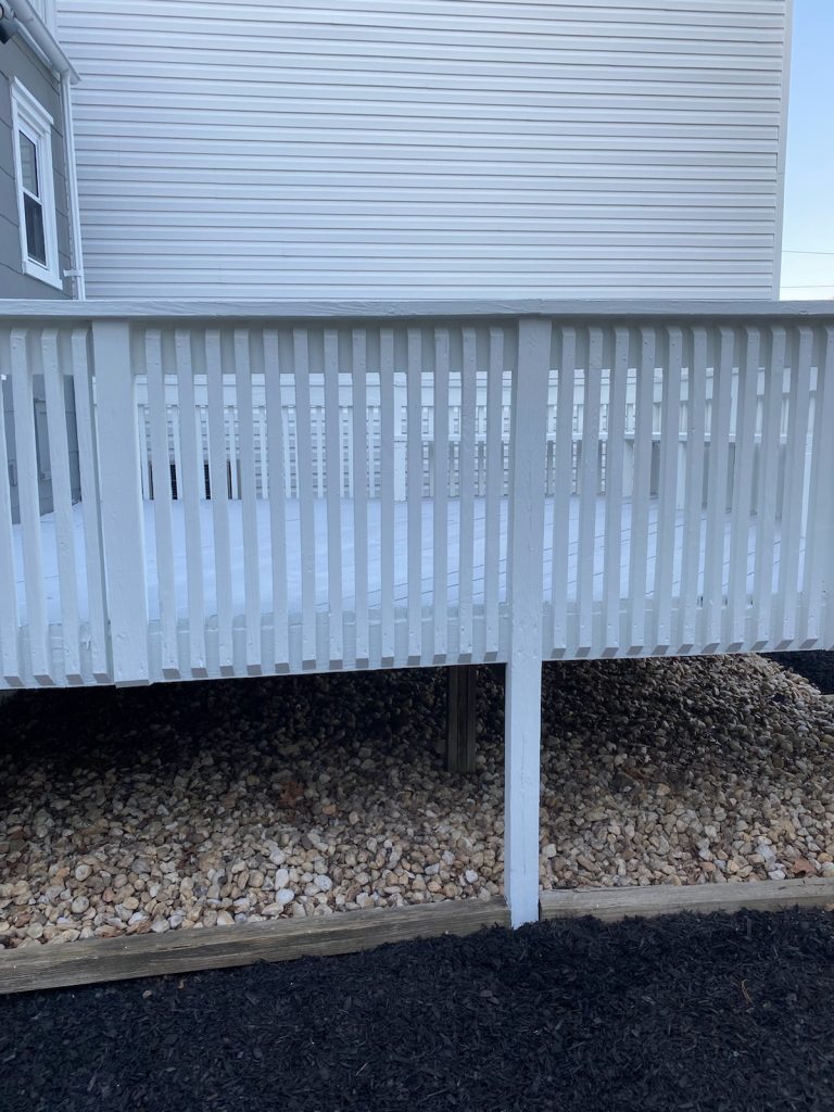 Deck railing and bedding