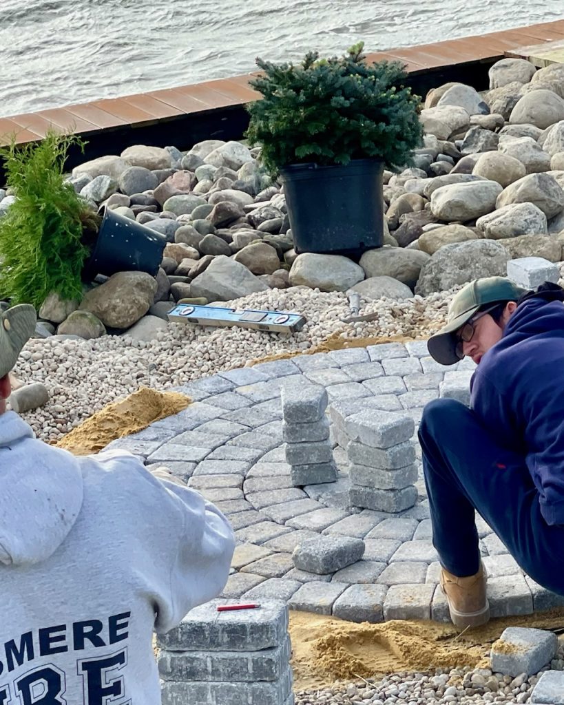 Hardscaping_FullSize_R81